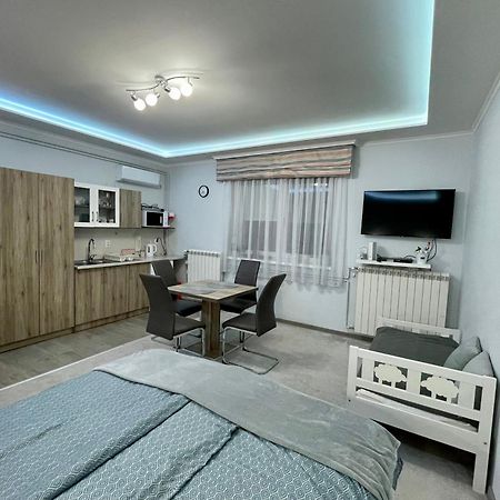 Belien Apartman Mako Bagian luar foto